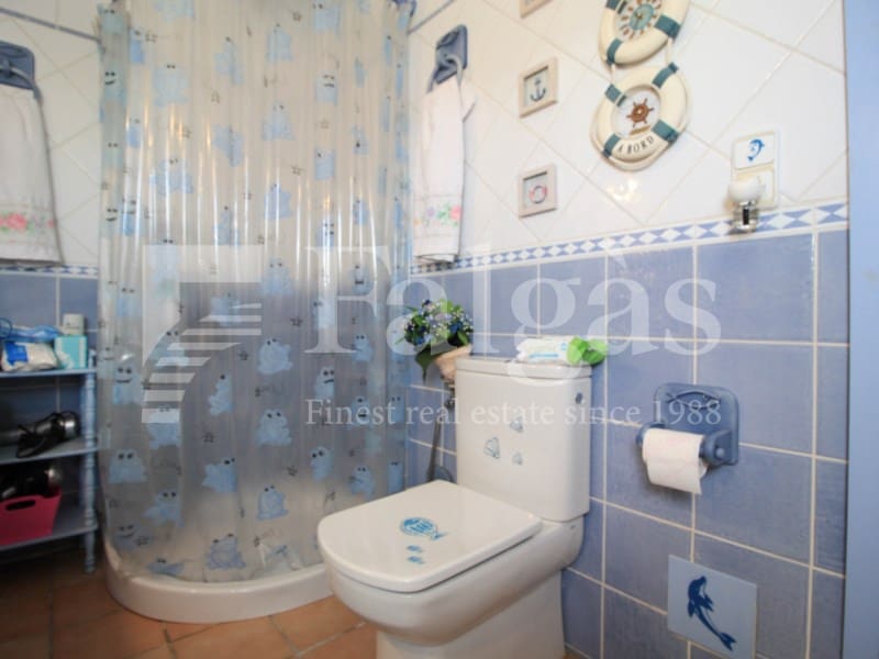 4 sypialnia Mieszkanie na sprzedaż w Empuriabrava z basenem - 475 000 € (Ref: 9192918)