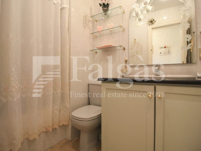 4 sypialnia Mieszkanie na sprzedaż w Empuriabrava z basenem - 475 000 € (Ref: 9192918)