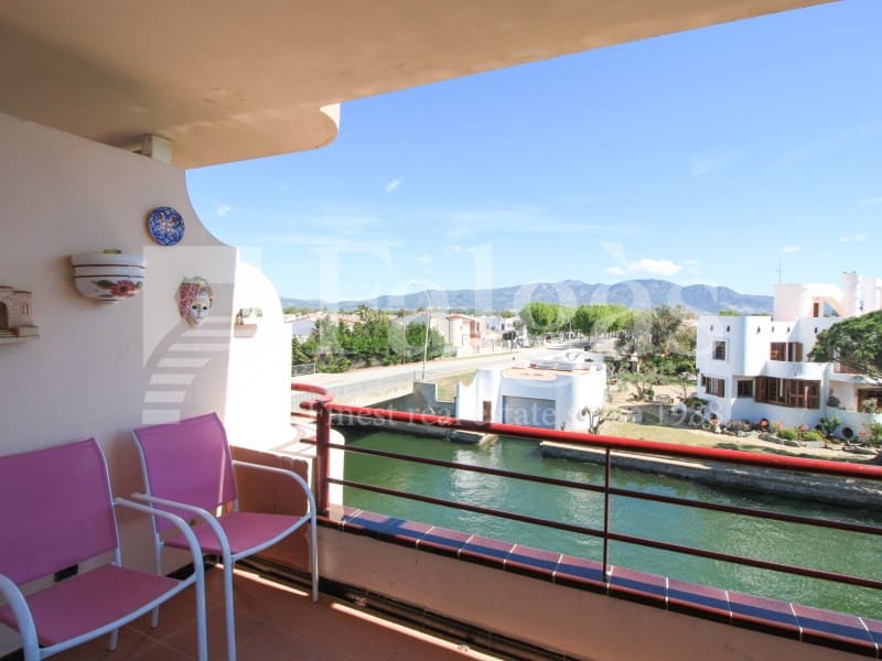 4 sypialnia Mieszkanie na sprzedaż w Empuriabrava z basenem - 475 000 € (Ref: 9192918)