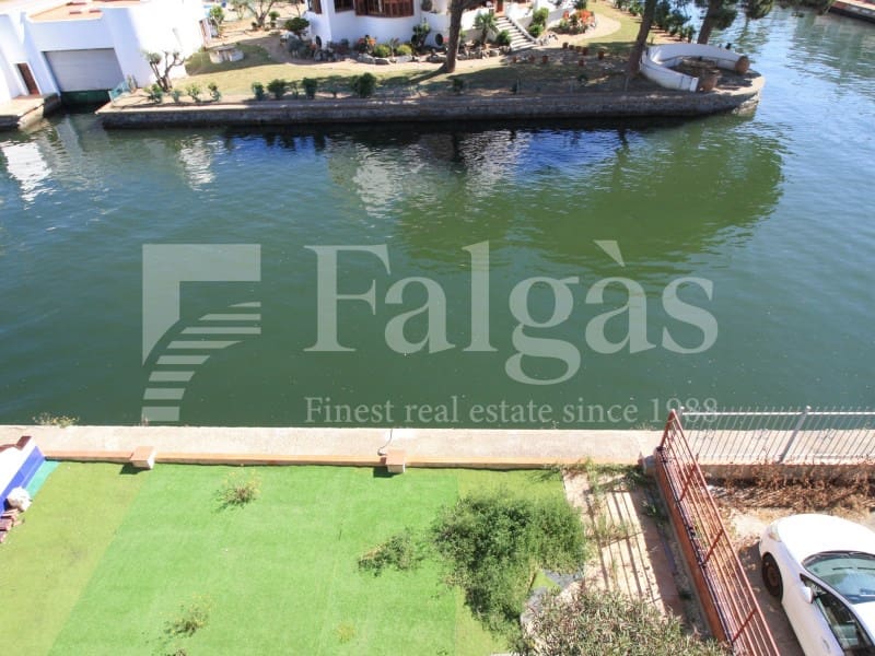 4 sypialnia Mieszkanie na sprzedaż w Empuriabrava z basenem - 475 000 € (Ref: 9192918)