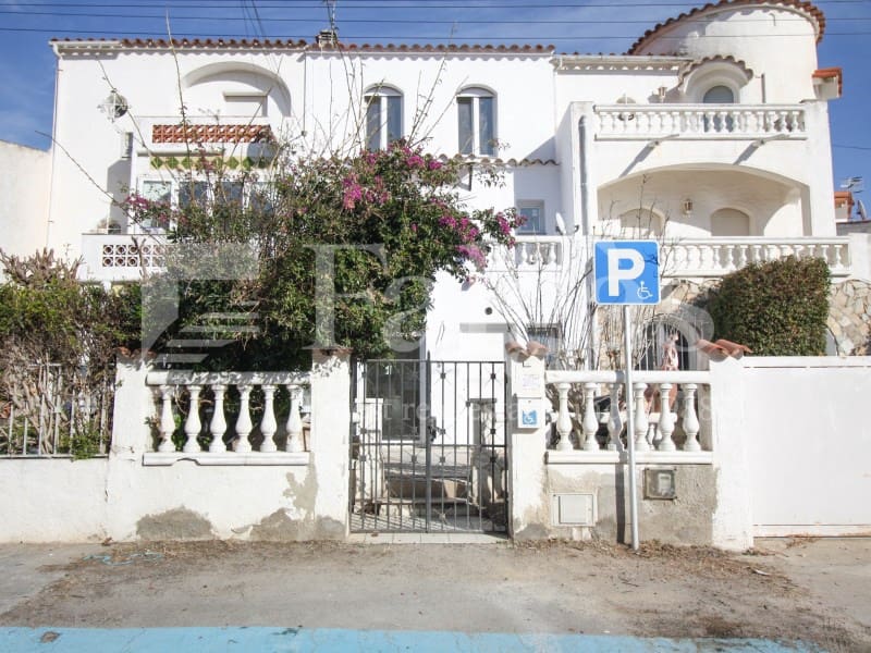 2 soverom Hus til salgs i Empuriabrava - € 269 000 (Ref: 9192921)