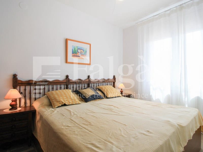 3 soveværelse Bungalow til salg i Empuriabrava med swimmingpool garage - € 495.000 (Ref: 9192922)