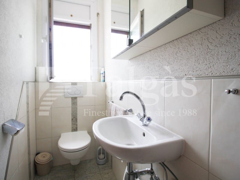 3 soveværelse Bungalow til salg i Empuriabrava med swimmingpool garage - € 495.000 (Ref: 9192922)