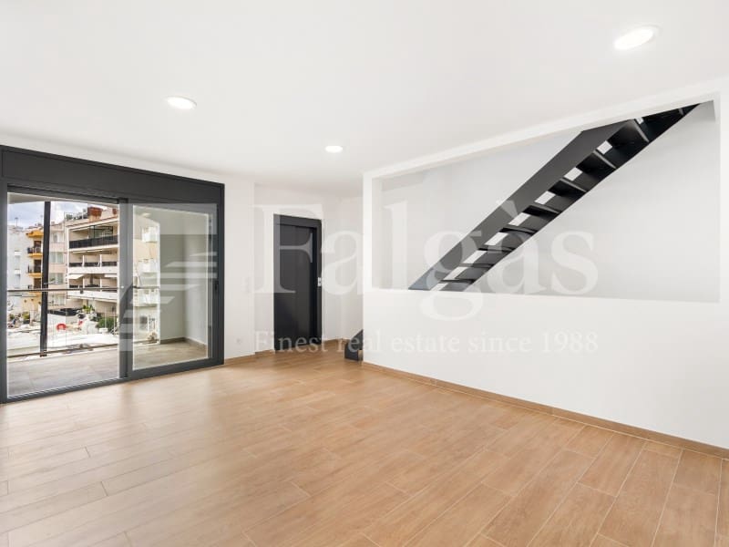 4 soverom Hus til salgs i Empuriabrava med garasje - € 639 000 (Ref: 9192924)