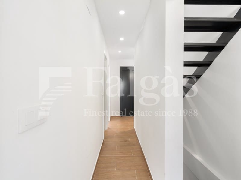 4 soverom Hus til salgs i Empuriabrava med garasje - € 639 000 (Ref: 9192924)