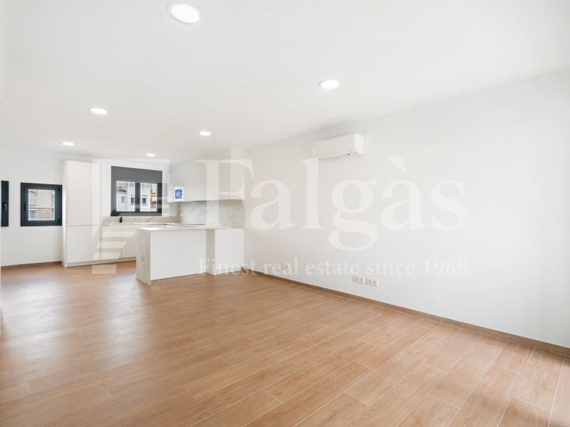 4 soverom Hus til salgs i Empuriabrava med garasje - € 639 000 (Ref: 9192924)