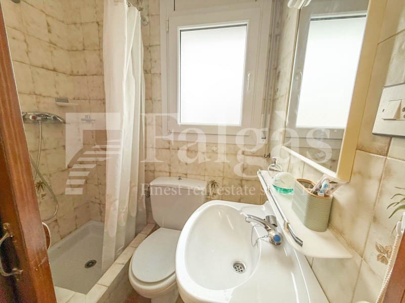 4 chambre Villa/Maison à vendre à Empuriabrava avec piscine garage - 598 000 € (Ref: 9192925)