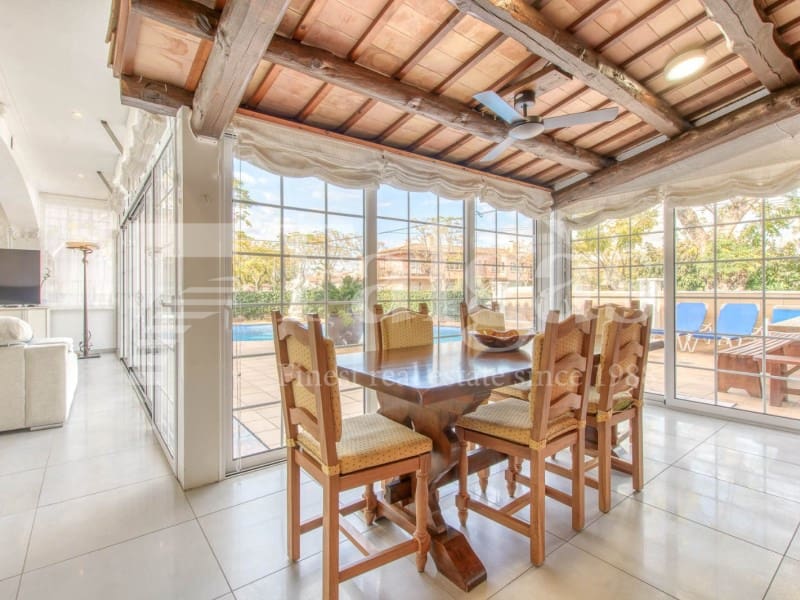 5 quarto Moradia para venda em Empuriabrava com piscina garagem - 780 000 € (Ref: 9192929)