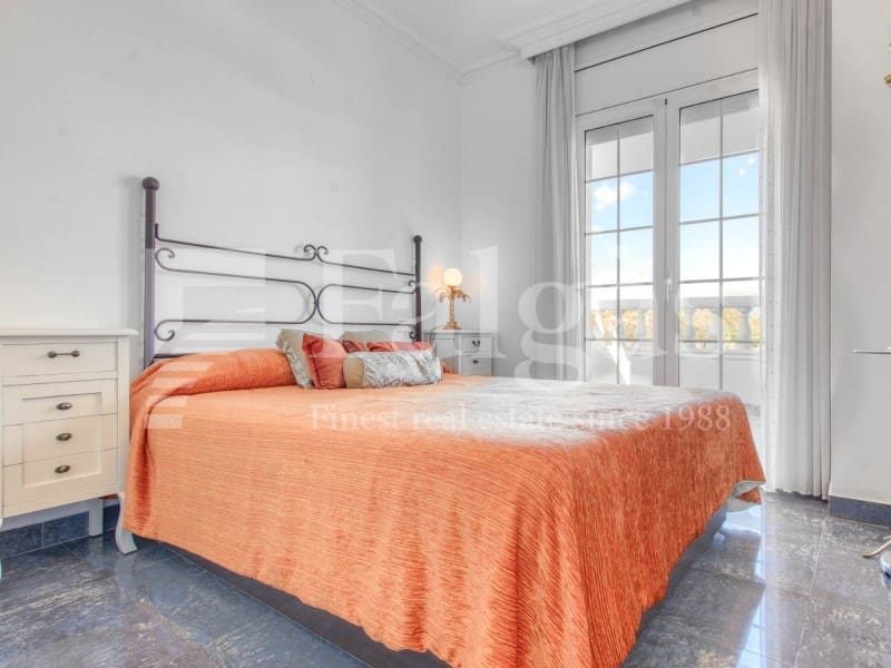 5 quarto Moradia para venda em Empuriabrava com piscina garagem - 780 000 € (Ref: 9192929)