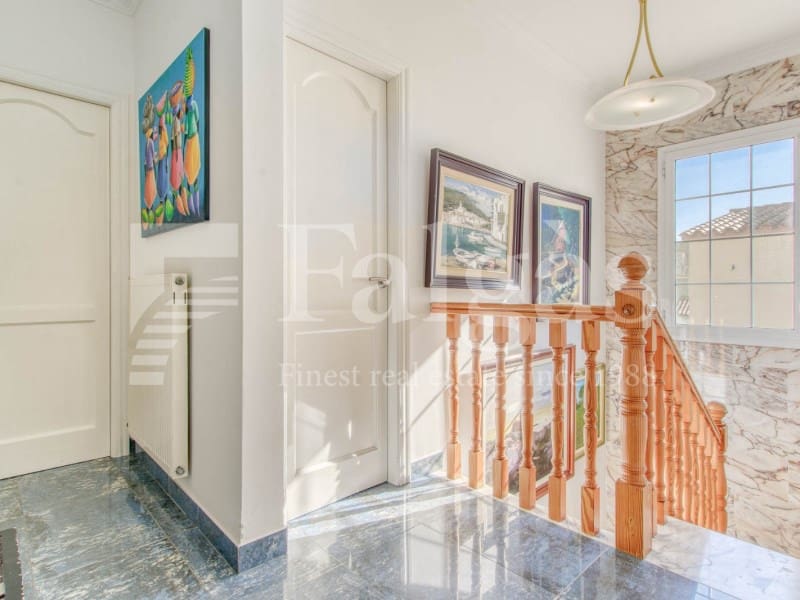 5 quarto Moradia para venda em Empuriabrava com piscina garagem - 780 000 € (Ref: 9192929)