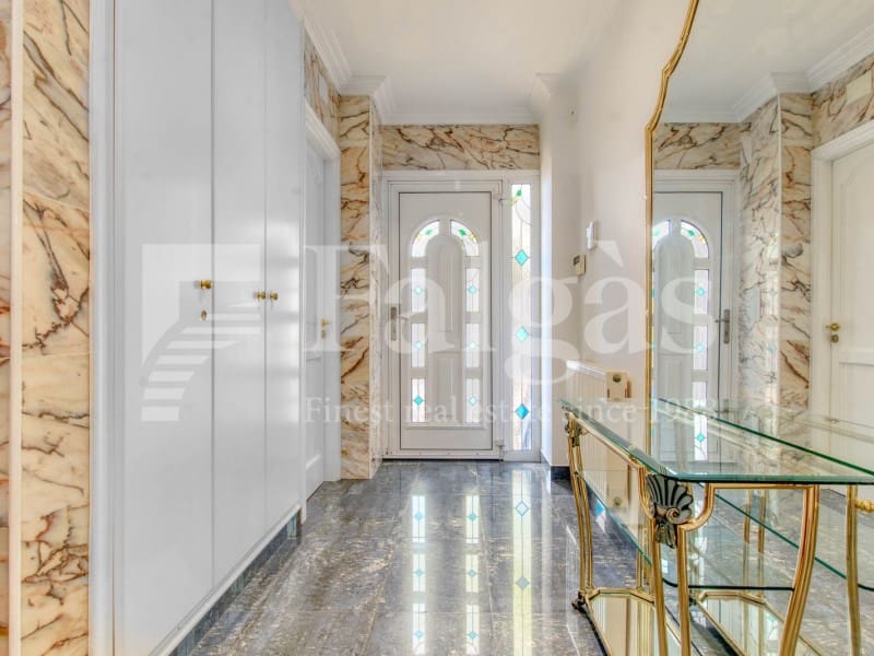 5 quarto Moradia para venda em Empuriabrava com piscina garagem - 780 000 € (Ref: 9192929)