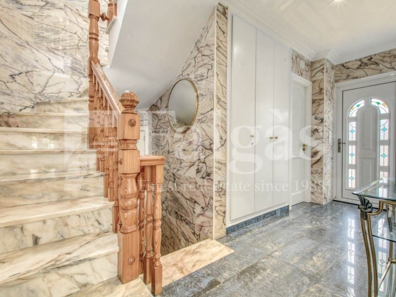 5 quarto Moradia para venda em Empuriabrava com piscina garagem - 780 000 € (Ref: 9192929)