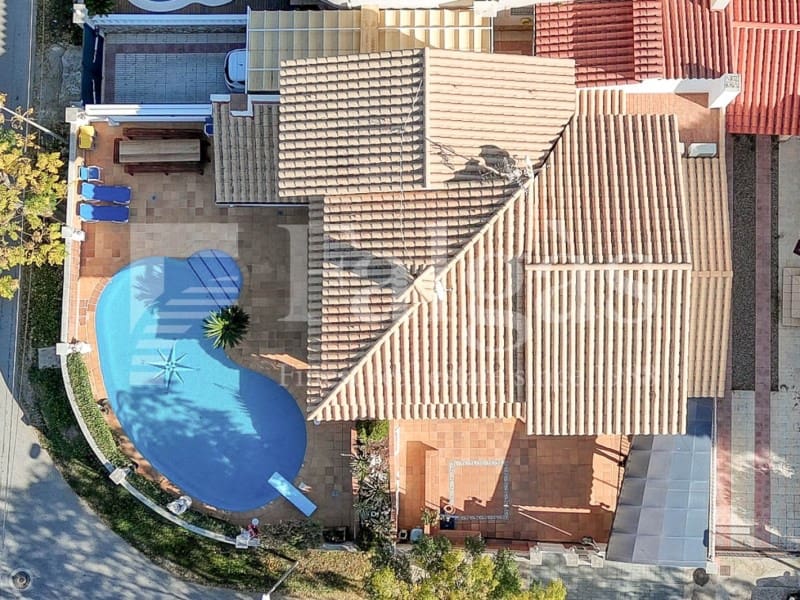 5 quarto Moradia para venda em Empuriabrava com piscina garagem - 780 000 € (Ref: 9192929)