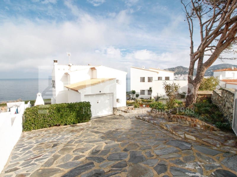 3 Zimmer Villa zu verkaufen in El Port de la Selva mit Pool Garage - 790.000 € (Ref: 9192930)