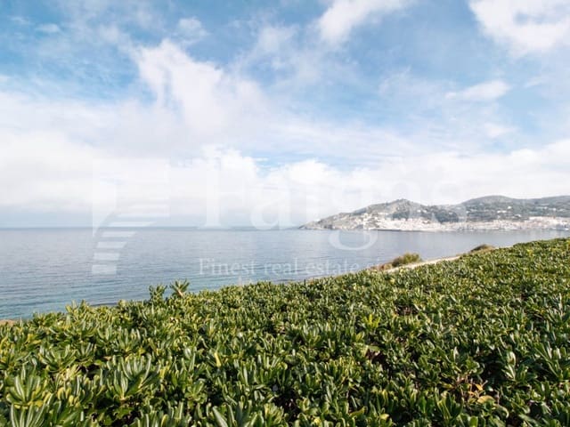 3 bedroom Villa for sale in El Port de la Selva with pool garage - € 790,000 (Ref: 9192930)