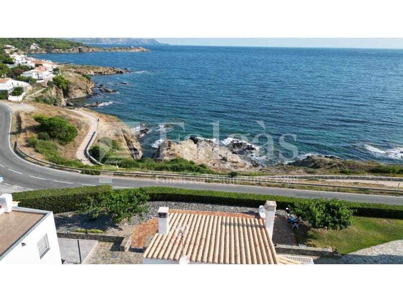 3 Zimmer Villa zu verkaufen in El Port de la Selva mit Pool Garage - 790.000 € (Ref: 9192930)