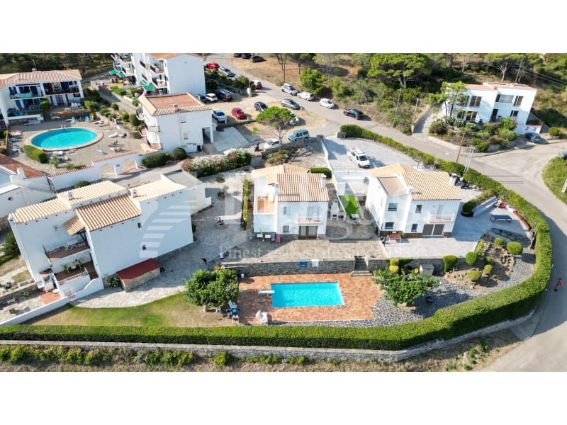 3 Zimmer Villa zu verkaufen in El Port de la Selva mit Pool Garage - 790.000 € (Ref: 9192930)