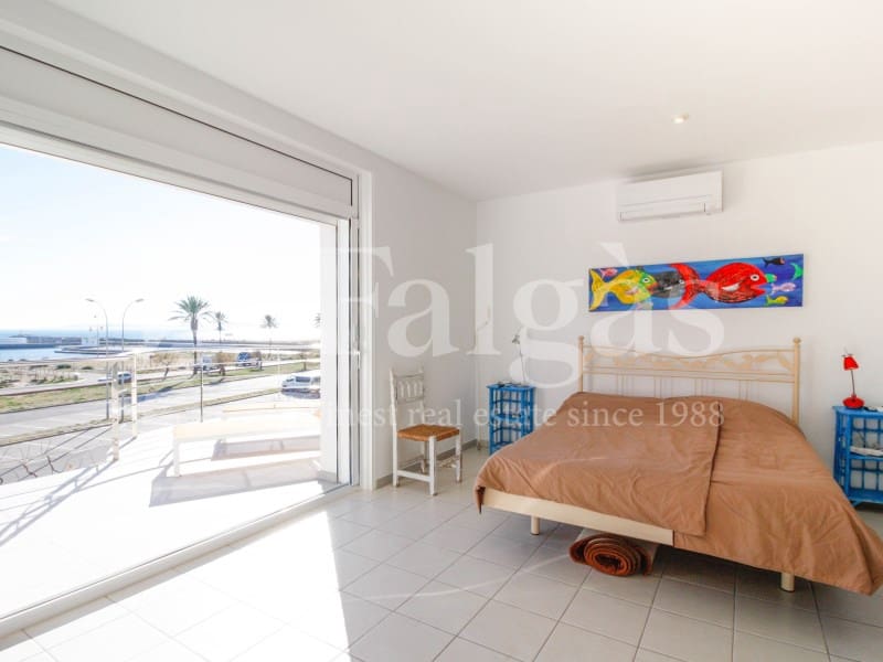 4 slaapkamer Halfvrijstaande villa te koop in Empuriabrava met garage - € 849.000 (Ref: 9192931)