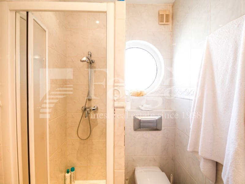 4 slaapkamer Halfvrijstaande villa te koop in Empuriabrava met garage - € 849.000 (Ref: 9192931)