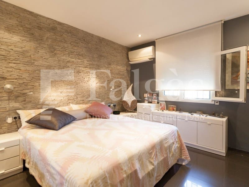 3 soverom Villa til salgs i Empuriabrava med garasje - € 850 000 (Ref: 9192932)