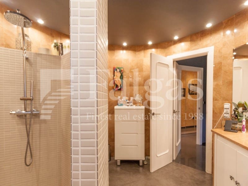 3 soverom Villa til salgs i Empuriabrava med garasje - € 850 000 (Ref: 9192932)