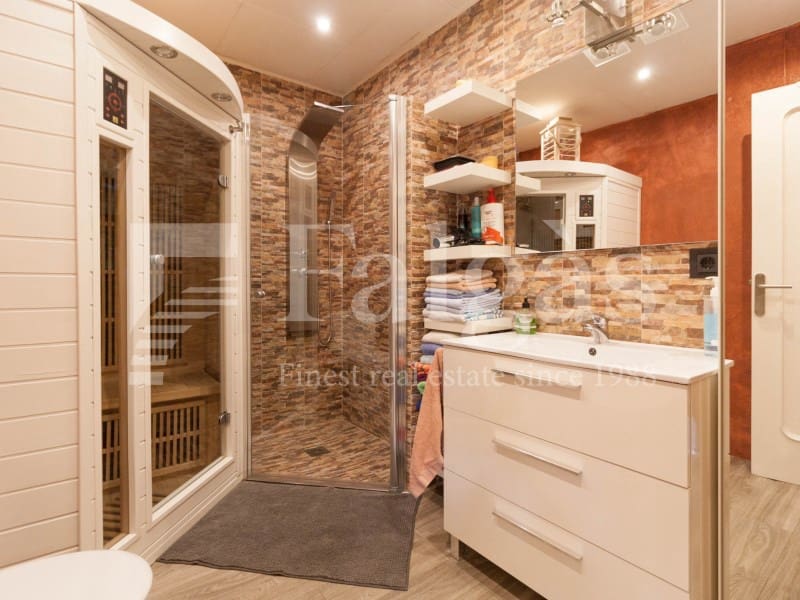 3 soverom Villa til salgs i Empuriabrava med garasje - € 850 000 (Ref: 9192932)