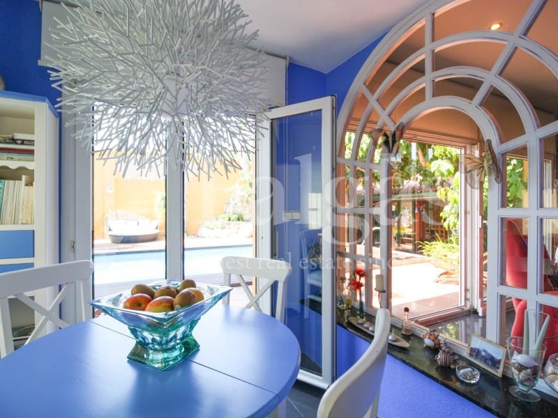 3 soverom Villa til salgs i Empuriabrava med garasje - € 850 000 (Ref: 9192932)