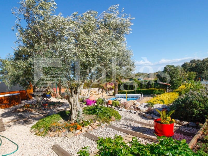 3 soveværelse Finca/Landehus til salg i Masarac - € 975.000 (Ref: 9192933)