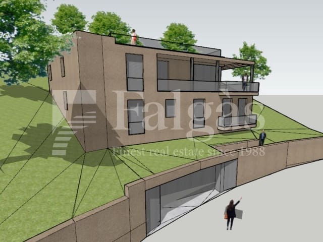 4 Zimmer Villa zu verkaufen in Lloret de Mar mit Pool Garage - 869.500 € (Ref: 9192934)