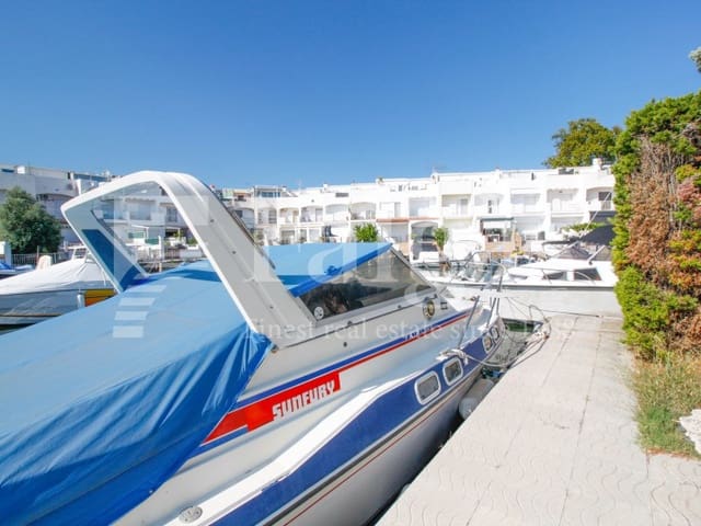 Mark till salu i Empuriabrava, Castelló d'Empúries - 975 000 € (Ref: 9192935)