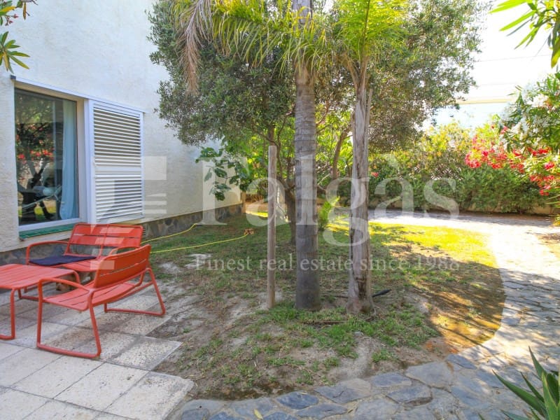 6 chambre Villa/Maison à vendre à Empuriabrava avec garage - 1 090 000 € (Ref: 9192937)