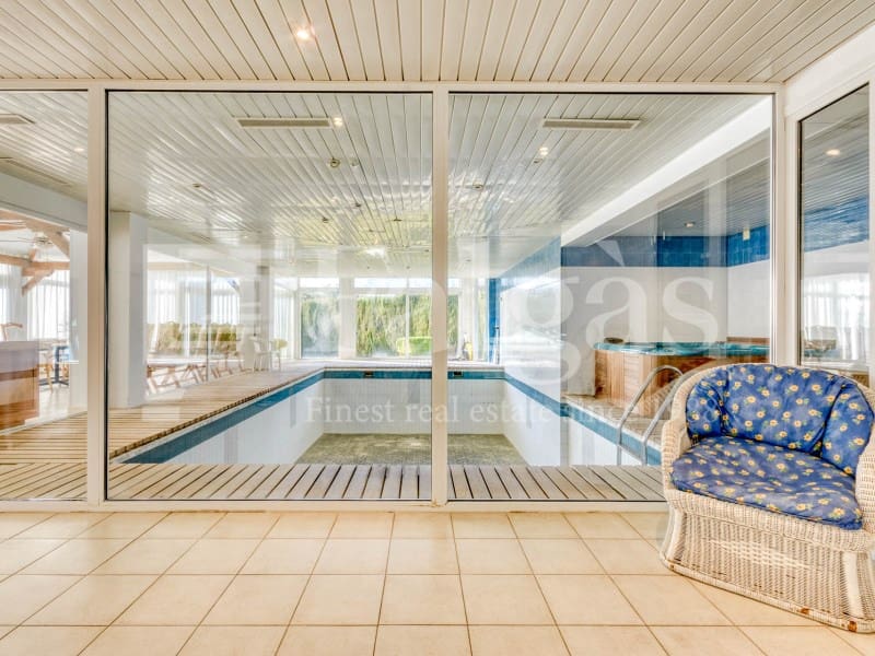 7 bedroom Villa for sale in Roses with pool garage - € 1,450,000 (Ref: 9192939)