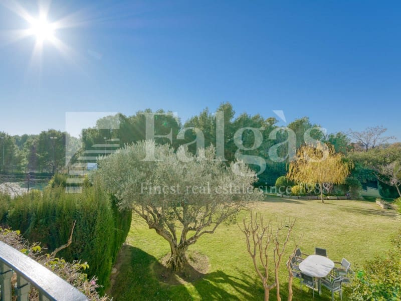 7 bedroom Villa for sale in Roses with pool garage - € 1,450,000 (Ref: 9192939)