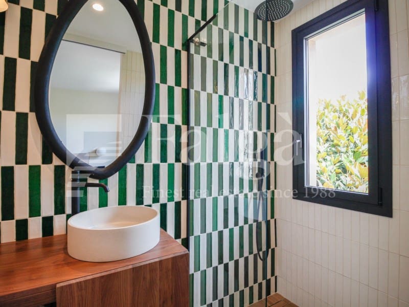 4 soveværelse Villa til salg i Empuriabrava med swimmingpool - € 1.450.000 (Ref: 9192940)