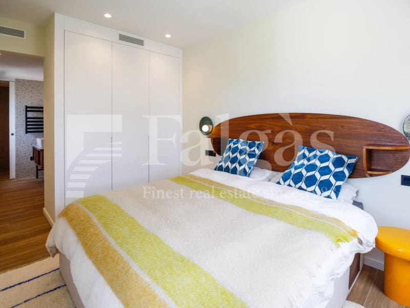 4 soveværelse Villa til salg i Empuriabrava med swimmingpool - € 1.450.000 (Ref: 9192940)