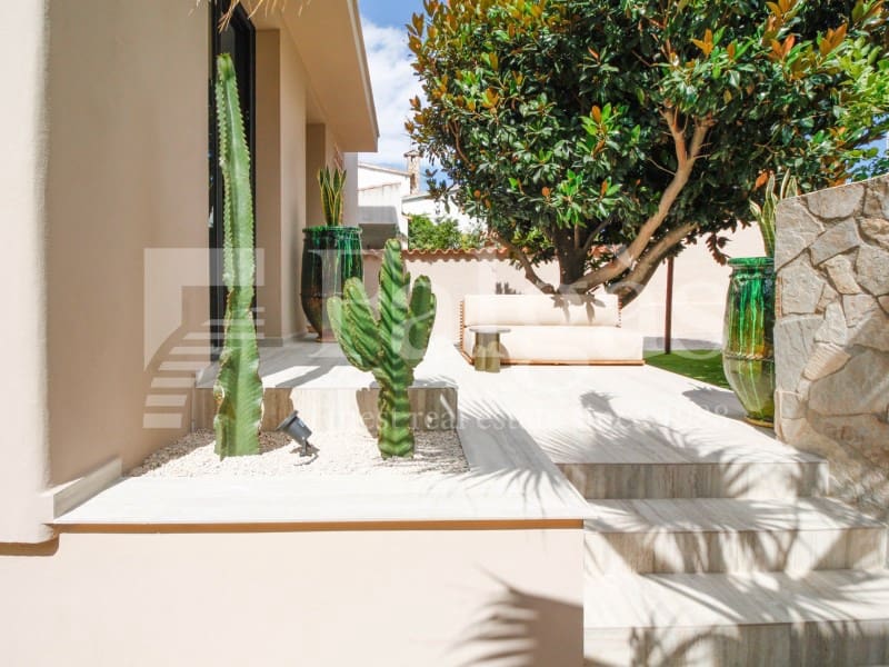 4 soveværelse Villa til salg i Empuriabrava med swimmingpool - € 1.450.000 (Ref: 9192940)