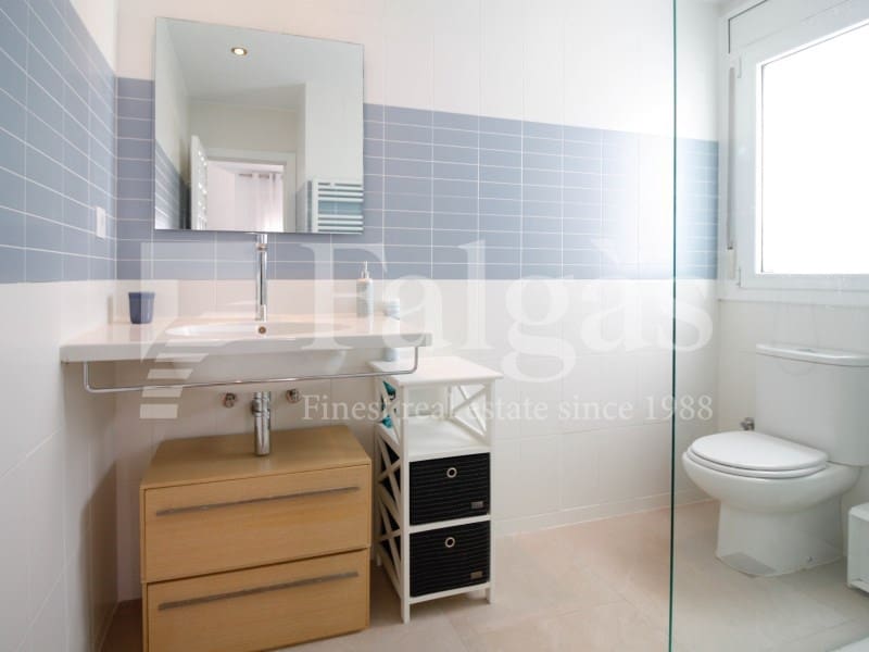 4 chambre Villa/Maison à vendre à Empuriabrava avec piscine garage - 1 495 000 € (Ref: 9192942)