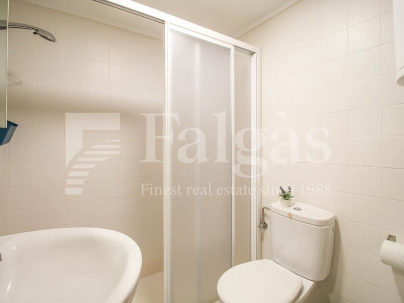 Virksomhed til salg i Empuriabrava med garage - € 2.100.000 (Ref: 9192944)