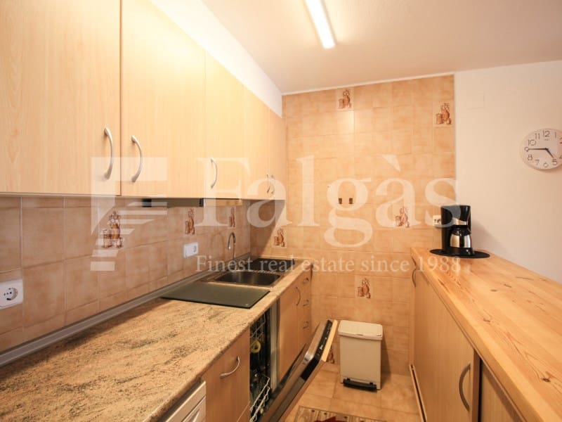 Virksomhed til salg i Empuriabrava med garage - € 2.100.000 (Ref: 9192944)