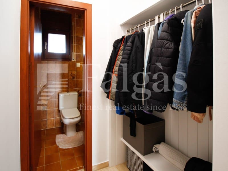 5 sypialnia Willa na sprzedaż w Empuriabrava - 2 250 000 € (Ref: 9192945)