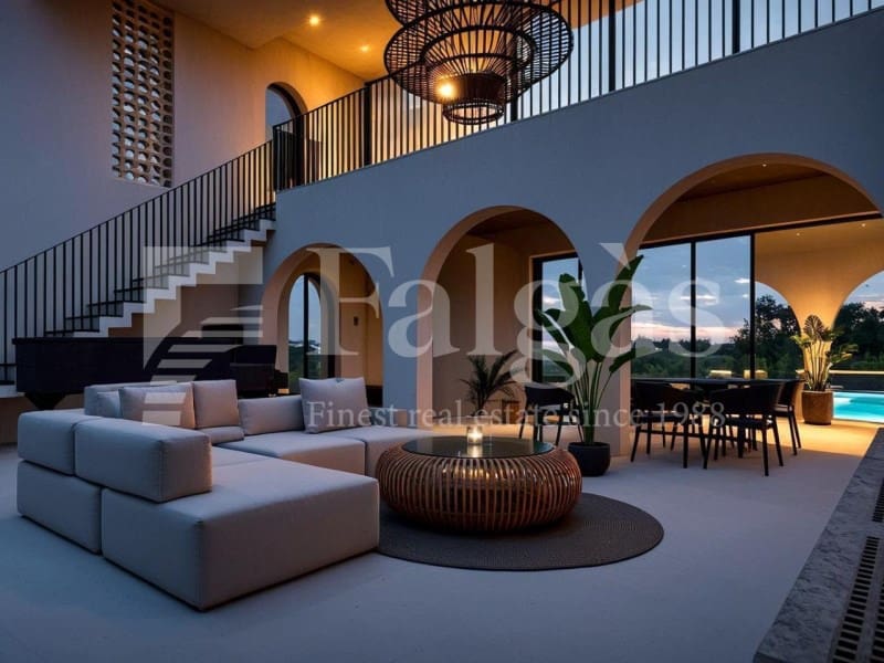 5 sypialnia Willa na sprzedaż w Empuriabrava z basenem garażem - 3 200 000 € (Ref: 9192946)