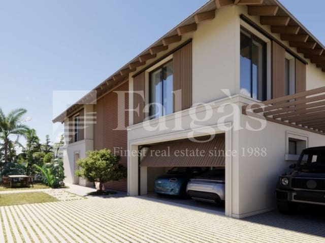 5 soveværelse Villa til salg i Empuriabrava, Castelló d'Empúries med garage - € 3.200.000 (Ref: 9192947)