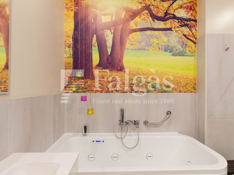 Commercieel te koop in Empuriabrava - € 139.000 (Ref: 9204816)