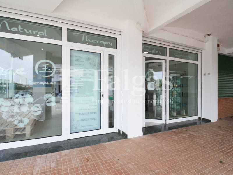 Commercieel te koop in Empuriabrava - € 139.000 (Ref: 9204816)