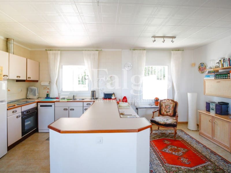 2 bedroom Villa for sale in Roses with pool garage - € 695,000 (Ref: 9220358)