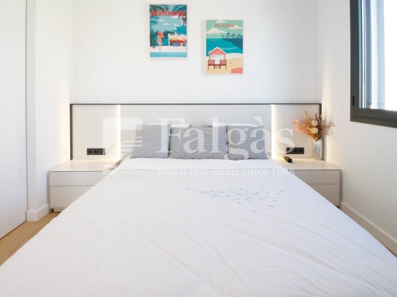 4 soveværelse Villa til salg i Empuriabrava med swimmingpool garage - € 1.125.000 (Ref: 9239845)