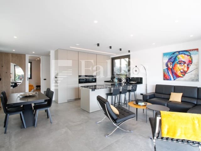 4 bedroom Villa for sale in Empuriabrava, Castelló d'Empúries with pool garage - € 1,125,000 (Ref: 9239845)