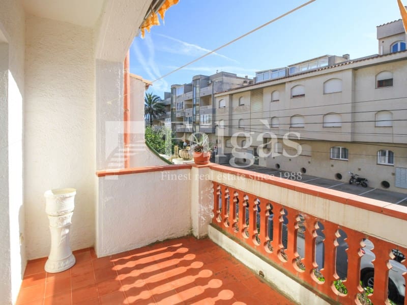 4 soverom Hus til salgs i Empuriabrava med garasje - € 475 000 (Ref: 9282434)