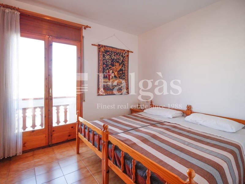 4 soverom Hus til salgs i Empuriabrava med garasje - € 475 000 (Ref: 9282434)