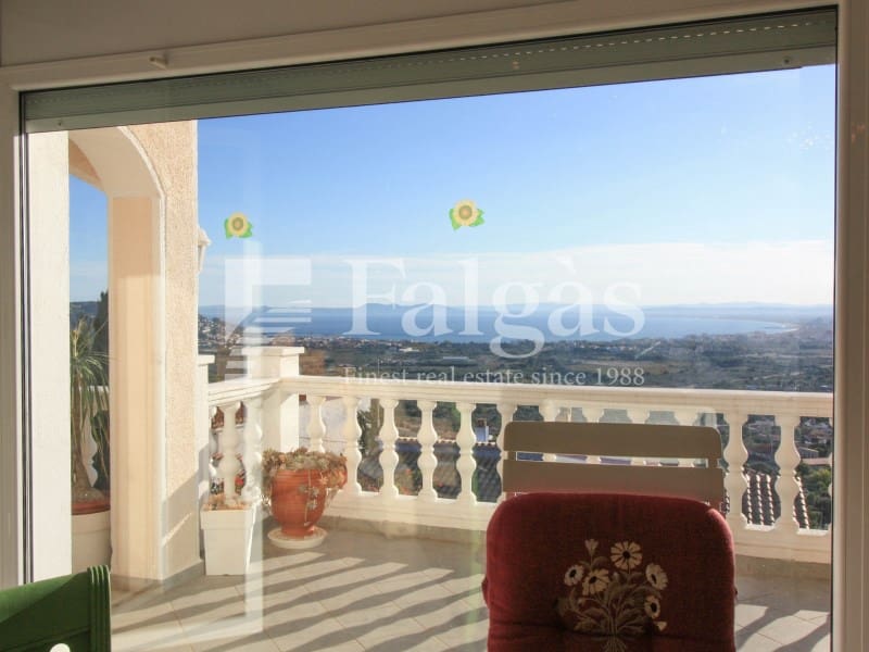 4 chambre Villa/Maison à vendre à Roses avec piscine garage - 795 000 € (Ref: 9341169)